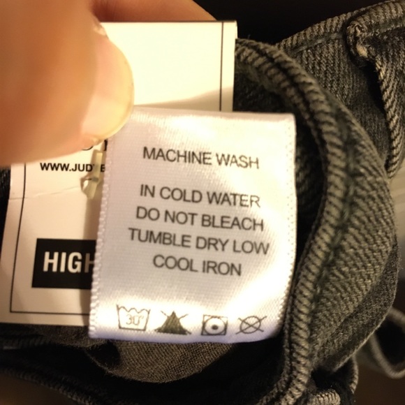 NWT! Judy Blue: Black Destroy and Sewn Hem Cuff Skinny Jeans. Size 11 Length 30 - Picture 8 of 16